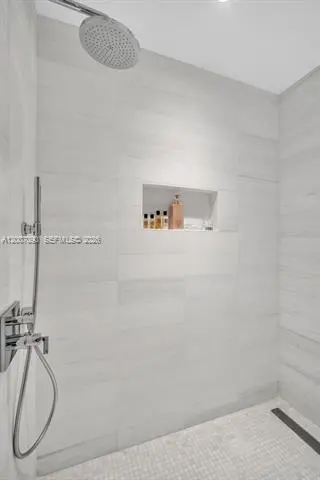 Propiedad en alquiler con 2 habitaciones y 2 baños en Miami
