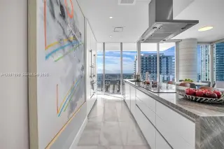 Propiedad en alquiler con 2 habitaciones y 2 baños en Miami