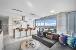 Propiedad en alquiler con 2 habitaciones y 2 baños en Miami
