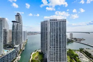Propiedad en alquiler con 3 habitaciones y 3 baños en Miami