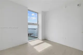 Propiedad en alquiler con 3 habitaciones y 3 baños en Miami