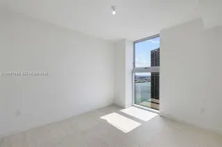 Propiedad en alquiler con 3 habitaciones y 3 baños en Miami
