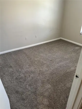 Propiedad en alquiler con 3 habitaciones y 2 baños en Burlington
