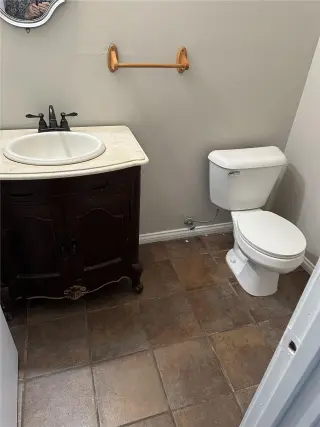 Propiedad en alquiler con 3 habitaciones y 2 baños en Burlington