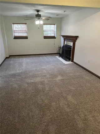 Propiedad en alquiler con 3 habitaciones y 2 baños en Burlington