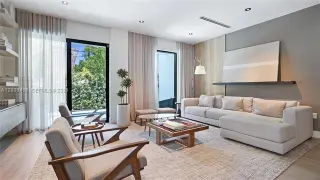 Propiedad en alquiler con 3 habitaciones y 2.5 baños en Miami