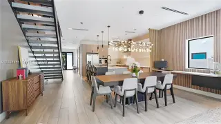 Propiedad en alquiler con 3 habitaciones y 2.5 baños en Miami