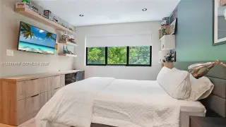 Propiedad en alquiler con 3 habitaciones y 2.5 baños en Miami