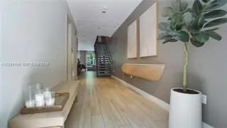 Propiedad en alquiler con 3 habitaciones y 2.5 baños en Miami