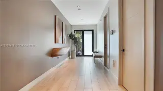 Propiedad en alquiler con 3 habitaciones y 2.5 baños en Miami