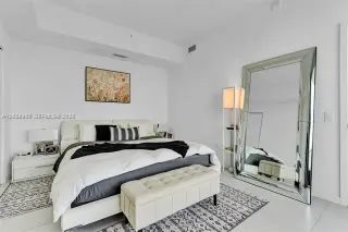 Propiedad en alquiler con 1 dormitorio y 1.5 baños en Miami