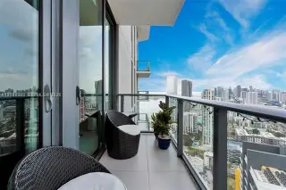 Propiedad en alquiler con 1 dormitorio y 1.5 baños en Miami