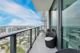 Propiedad en alquiler con 1 dormitorio y 1.5 baños en Miami