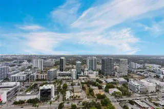 Propiedad en alquiler con 1 dormitorio y 1.5 baños en Miami