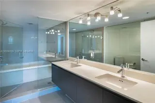 Propiedad en alquiler con 2 habitaciones y 2 baños en Miami Beach