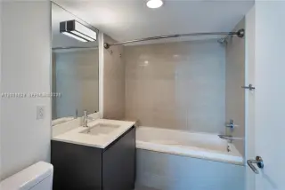 Propiedad en alquiler con 2 habitaciones y 2 baños en Miami Beach
