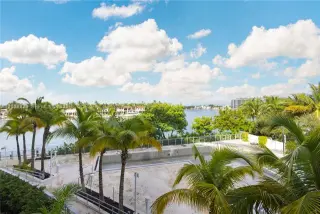 Propiedad en alquiler con 2 habitaciones y 2 baños en Miami Beach