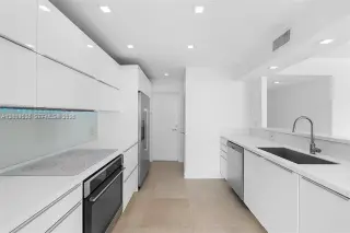 Propiedad en alquiler con 3 habitaciones y 2 baños en Miami