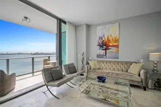 Propiedad en alquiler con 3 habitaciones y 3 baños en Miami