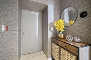 Propiedad en alquiler con 3 habitaciones y 3 baños en Miami