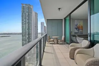 Propiedad en alquiler con 3 habitaciones y 3 baños en Miami