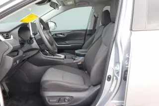 2024 Toyota RAV4 XLE FWD