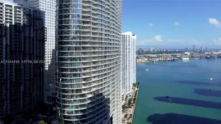 Propiedad en alquiler con 3 habitaciones y 3.5 baños en Miami