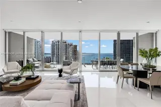 Propiedad en alquiler con 3 habitaciones y 3.5 baños en Miami