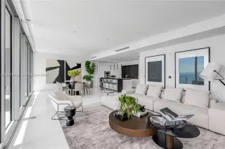Propiedad en alquiler con 3 habitaciones y 3.5 baños en Miami