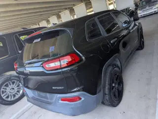 2015 Jeep Cherokee Sport