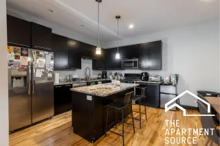 Propiedad en alquiler con 3 habitaciones y 2 baños en Chicago