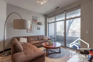 Propiedad en alquiler con 3 habitaciones y 2 baños en Chicago