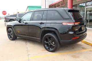 2023 Jeep Grand Cherokee Altitude 4x4
