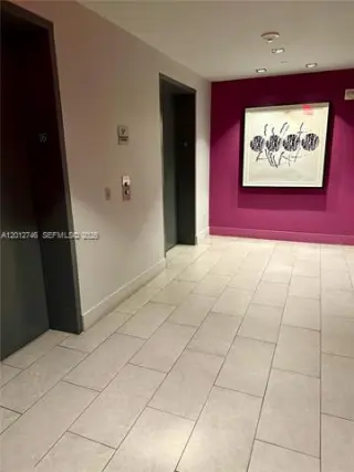 Propiedad en alquiler con 2 habitaciones y 2 baños en Miami