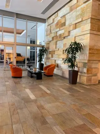 Propiedad en alquiler con 2 habitaciones y 2 baños en Miami