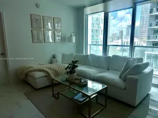 Propiedad en alquiler con 2 habitaciones y 2 baños en Miami