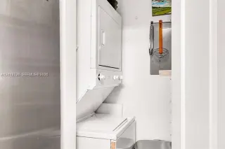 Propiedad en alquiler con 1 dormitorio y 1 baño en Miami Beach