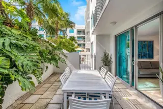 Propiedad en alquiler con 1 dormitorio y 1 baño en Miami Beach