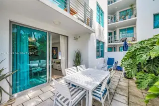 Propiedad en alquiler con 1 dormitorio y 1 baño en Miami Beach
