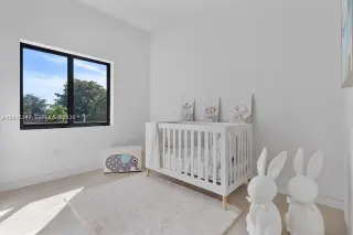 Propiedad en alquiler con 4 habitaciones y 3.5 baños en Miami