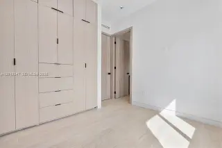 Propiedad en alquiler con 4 habitaciones y 3.5 baños en Miami