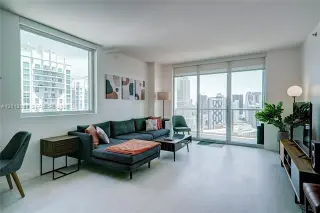 Propiedad en alquiler con 2 habitaciones y 2 baños en Miami