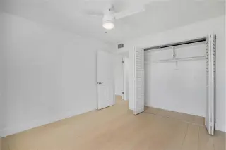 Propiedad en alquiler con 2 habitaciones y 2 baños en Hialeah
