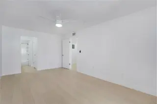 Propiedad en alquiler con 2 habitaciones y 2 baños en Hialeah