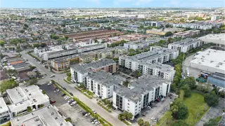 Propiedad en alquiler con 2 habitaciones y 2 baños en Hialeah