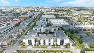 Propiedad en alquiler con 2 habitaciones y 2 baños en Hialeah