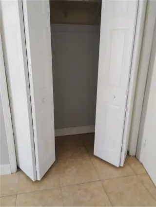 Propiedad en alquiler con 1 dormitorio y 1 baño en Dania