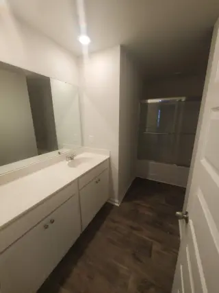 Propiedad en alquiler con 5 habitaciones y 3 baños en Savannah