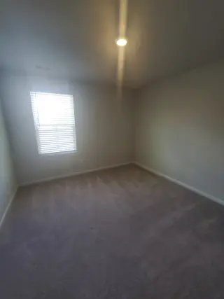 Propiedad en alquiler con 5 habitaciones y 3 baños en Savannah