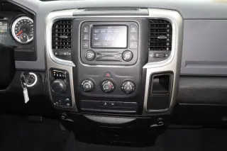 2020 RAM 1500 Classic SLT 4x4 Reg Cab 8' Box